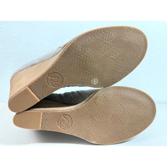 Lucky Brand Yabba Suede Leather Wedge Bootie Taupe Gray Size 9.5 NWOB - Picture 9 of 11